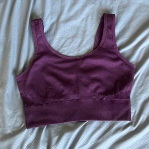 sports bra